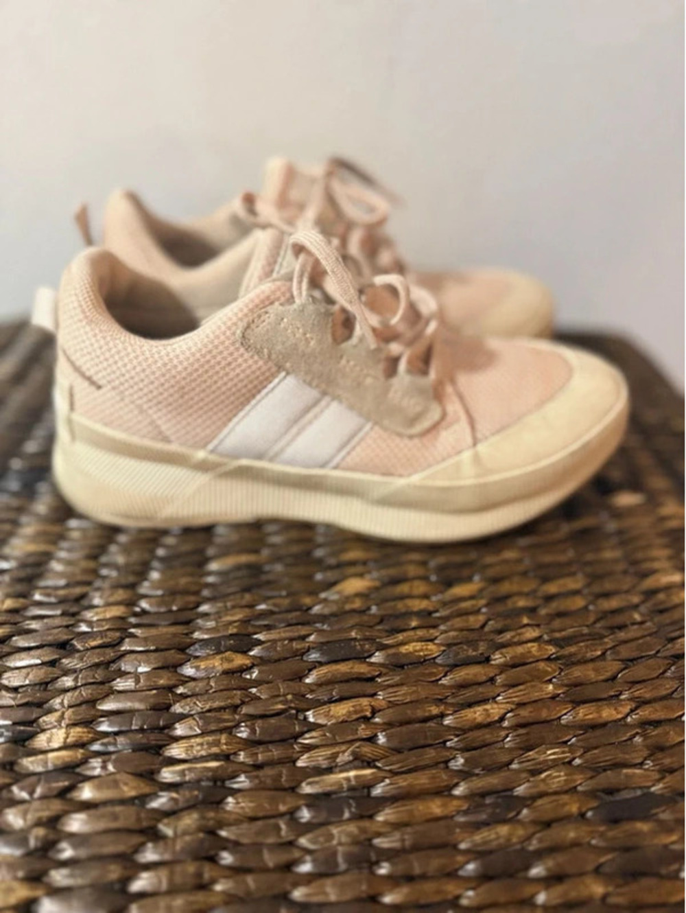 Sorel Women's Pink/Tan Sneakers size 7